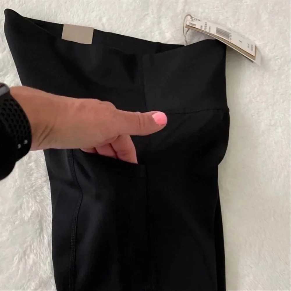 (NWT) Adidas Women’s 7/8 3-Stripe Active Legging in Black - Picture 11 of 12